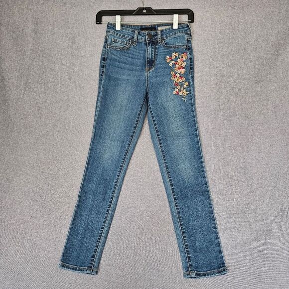 Aeropostale Floral Embroidered Blue Denim Jeans – Boho Y2K Vibe, Size 0 - Picture 2 of 11